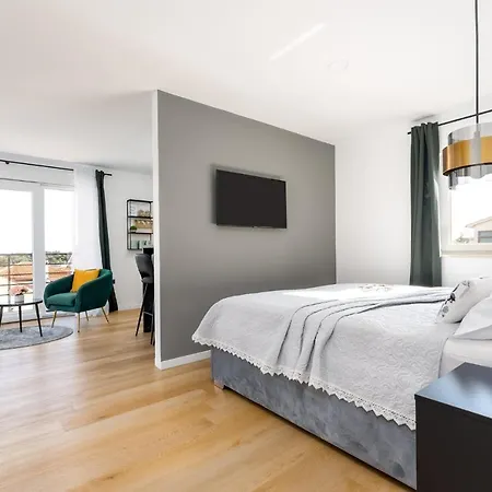 Cosmopolitan Lägenhet Krk Town