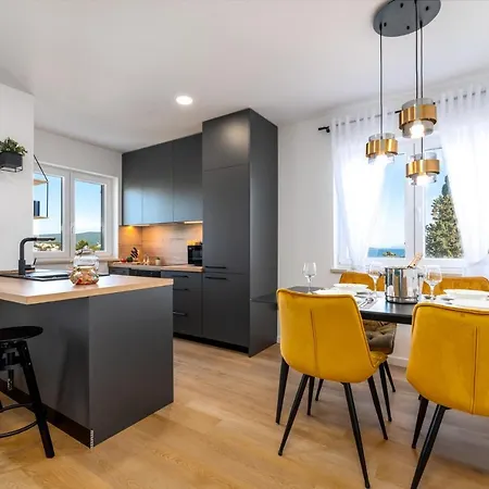 Cosmopolitan Apartmán *