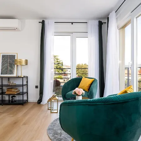 Cosmopolitan Apartmán